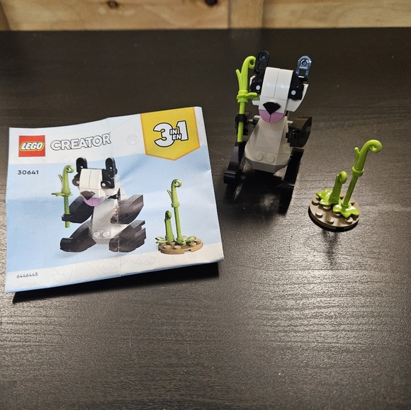 Panda Lego - Picture 1 of 4